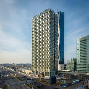  Apartman District Living