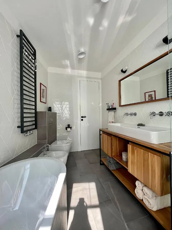 Apartment With A Musical Soul - Leopoldstadt Vienne